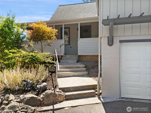 Property photo for 4683 W Sherman Heights Road, Bremerton photo 3