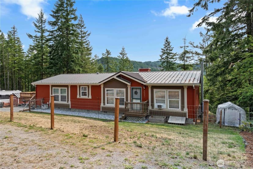 Property photo for 50001 146th Ave E, Eatonville photo 21