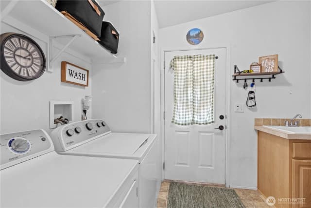 Property photo for 50001 146th Ave E, Eatonville photo 5