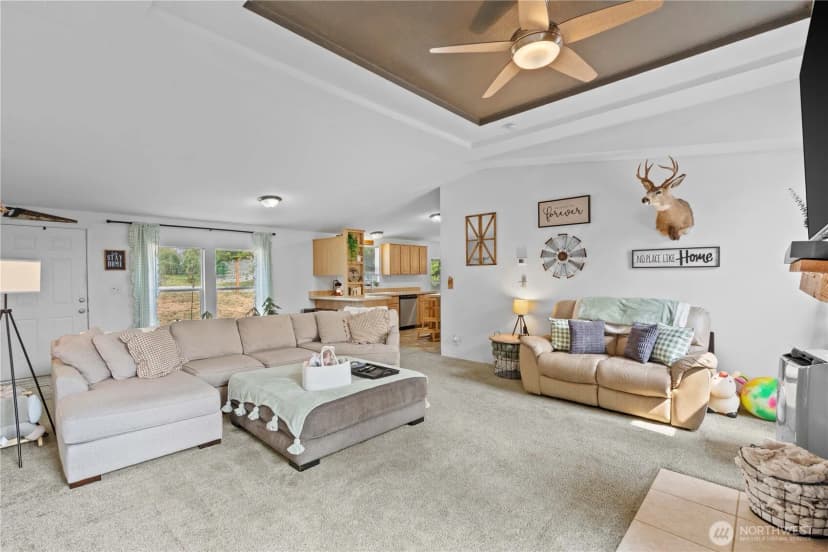 Property photo for 50001 146th Ave E, Eatonville photo 13