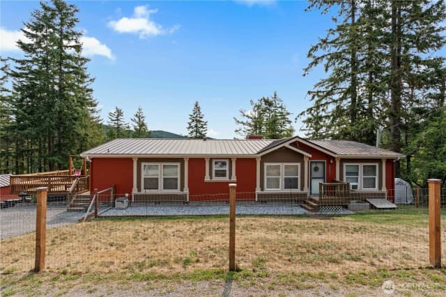 Property photo for 50001 146th Ave E, Eatonville