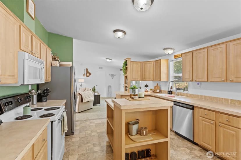Property photo for 50001 146th Ave E, Eatonville photo 8