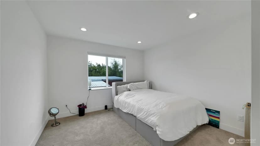 Property photo for 1237 S 234th Drive, Des Moines photo 15
