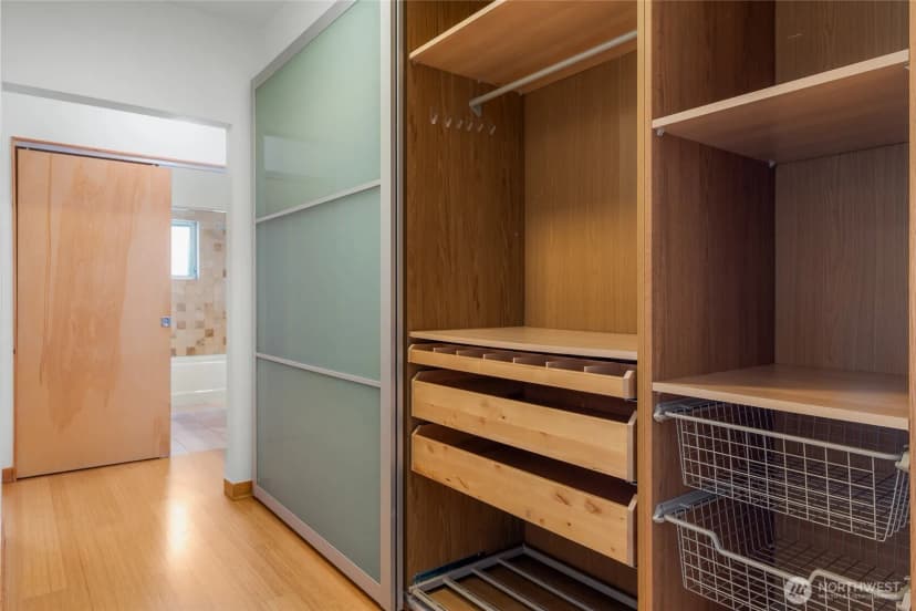 Property photo for 1122 Broadway E #301, Seattle photo 24