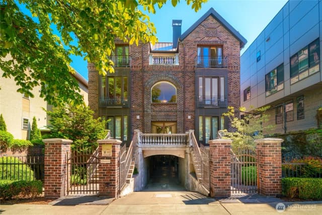 Property photo for 1122 Broadway E #301, Seattle