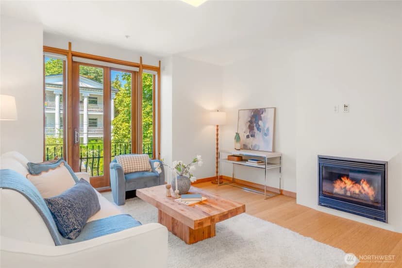 Property photo for 1122 Broadway E #301, Seattle photo 15