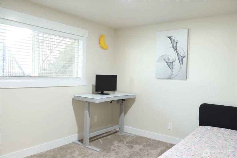Property photo for 14517 Ne 40th Street #f103, Bellevue photo 17