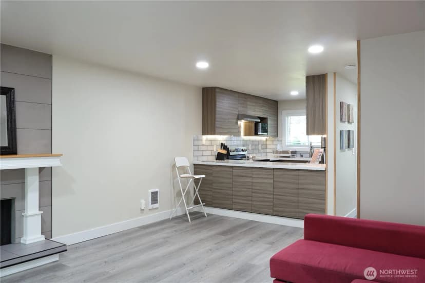 Property photo for 14517 Ne 40th Street #f103, Bellevue photo 10