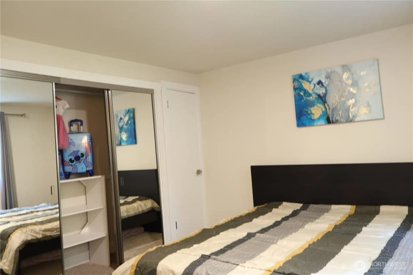 Property photo for 14517 Ne 40th Street #f103, Bellevue photo 25