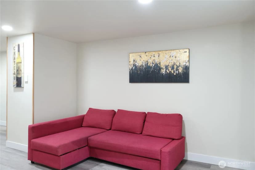 Property photo for 14517 Ne 40th Street #f103, Bellevue photo 8