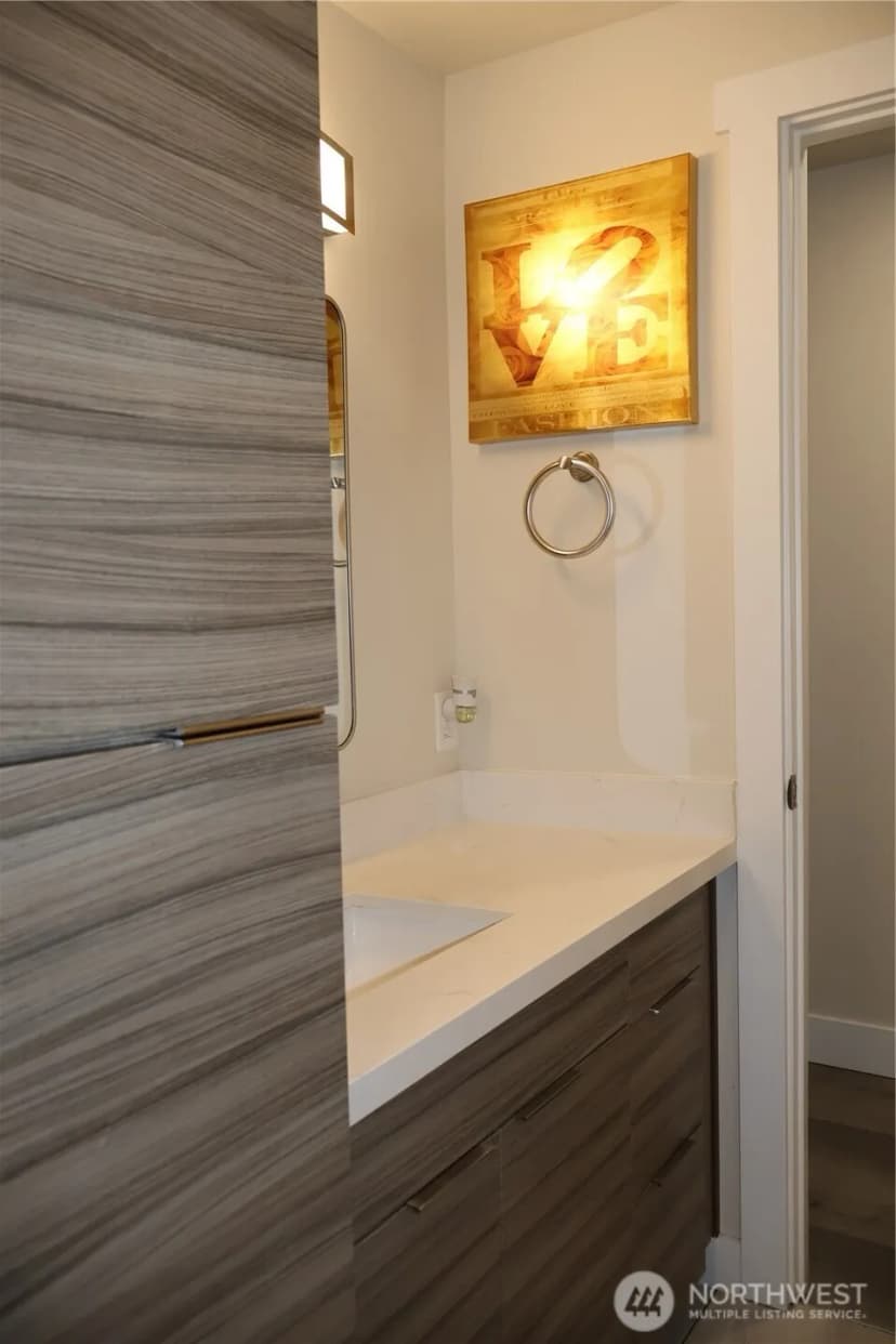 Property photo for 14517 Ne 40th Street #f103, Bellevue photo 21