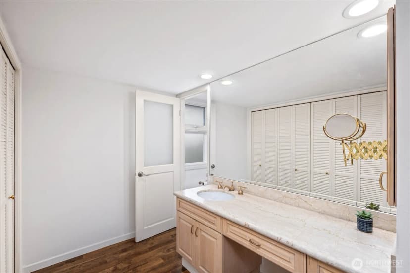 Property photo for 14115 Se 45th Street, Bellevue photo 17