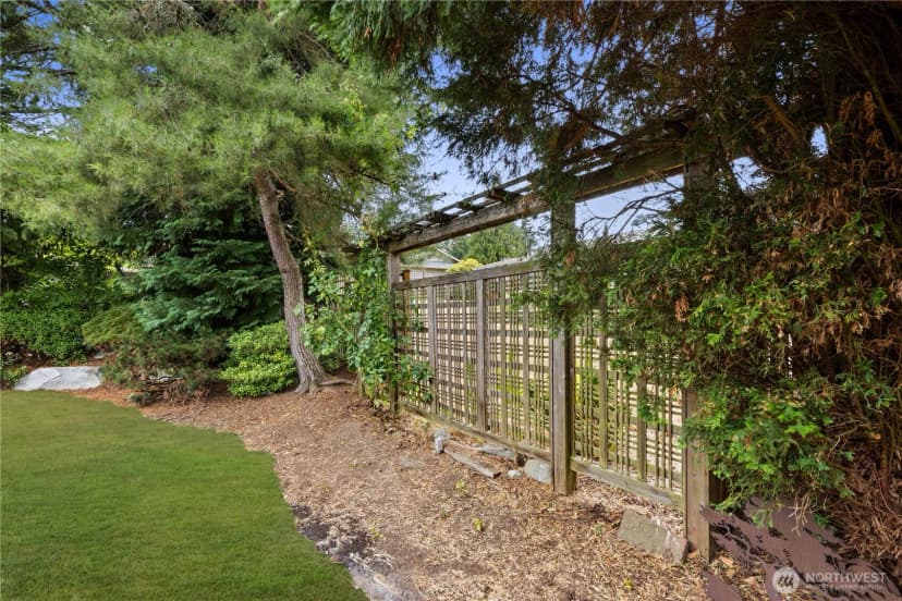 Property photo for 14115 Se 45th Street, Bellevue photo 37