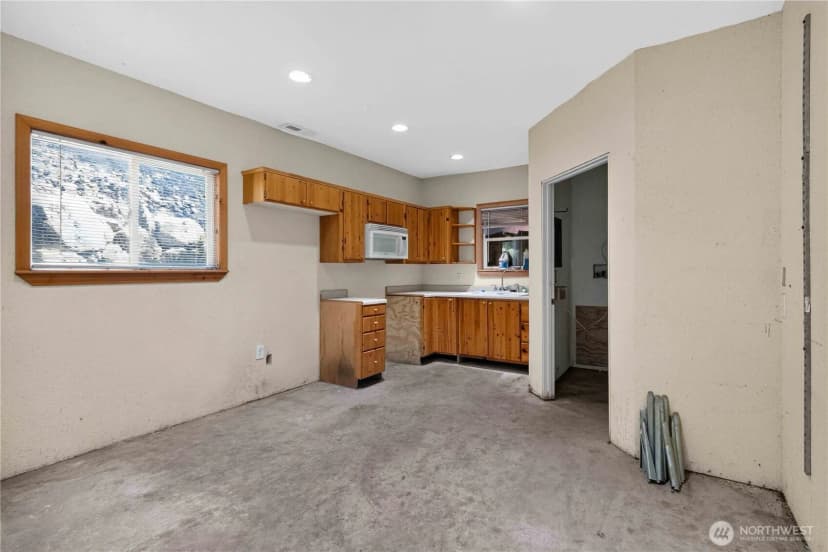 Property photo for 267 Ranch Road, Kelso photo 38