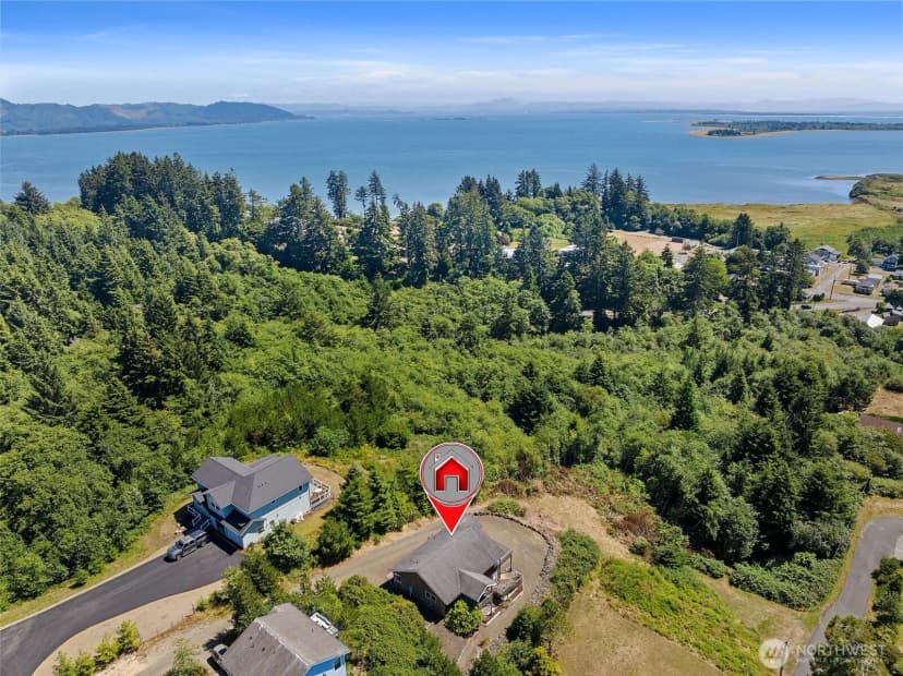 Property photo for 508 Mary Ann, Ilwaco photo 2