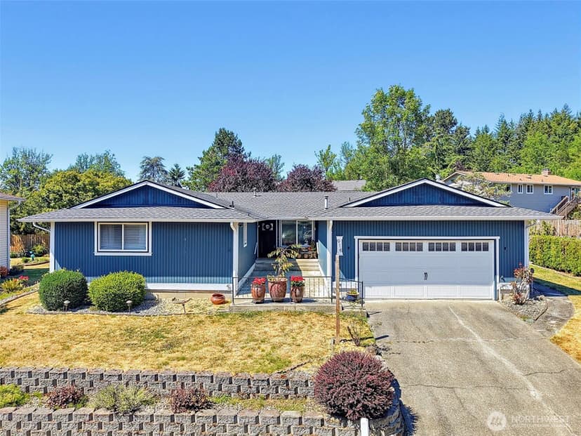 Property photo for 914 S 30th Place, Renton photo 2