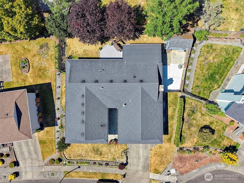 Property photo for 914 S 30th Place, Renton photo 34