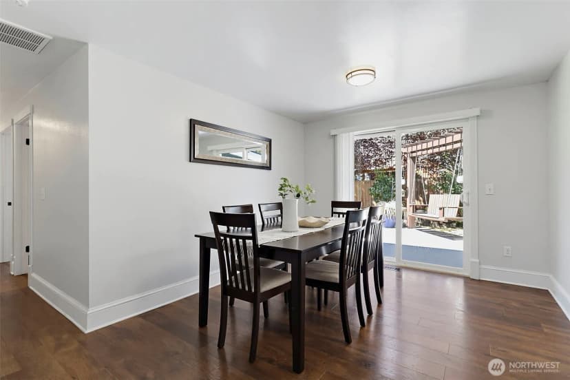 Property photo for 914 S 30th Place, Renton photo 20