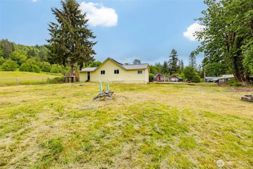Property photo for 7288 Carlson Road, Concrete photo 25