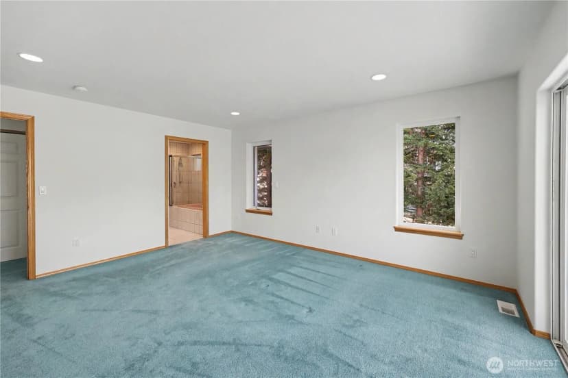 Property photo for 111 Les Saints Road, Sequim photo 25