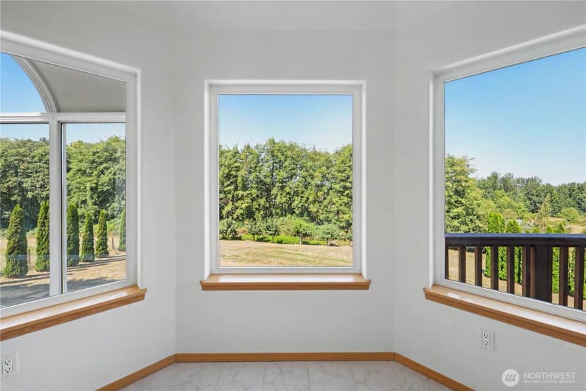 Property photo for 111 Les Saints Road, Sequim photo 13
