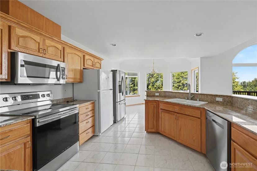 Property photo for 111 Les Saints Road, Sequim photo 11