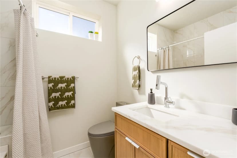 Property photo for 5114 15th Avenue S, Seattle photo 20