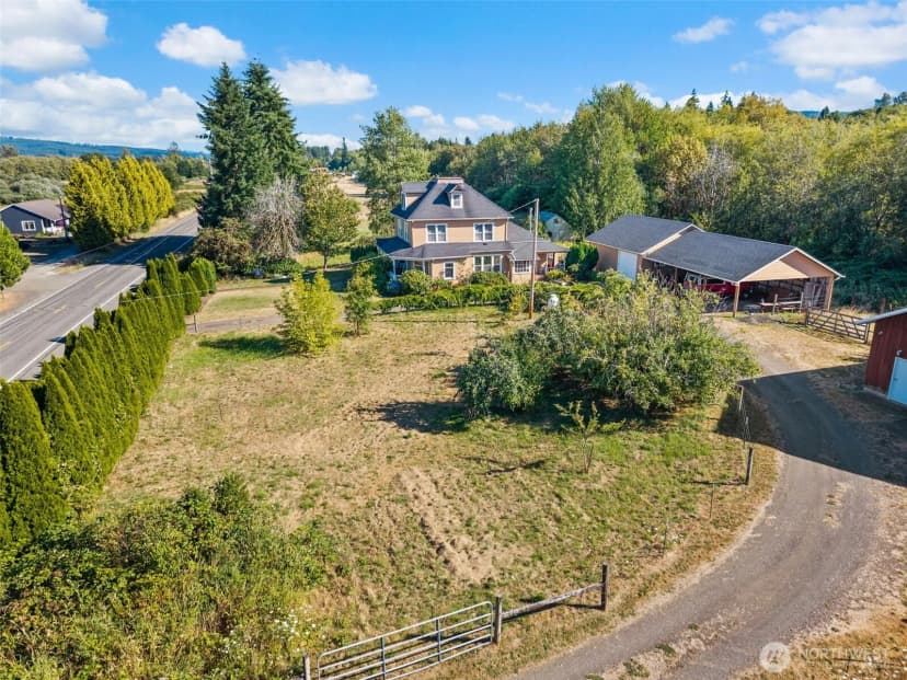 Property photo for 400 South Bank Road, Elma photo 35