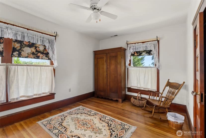 Property photo for 400 South Bank Road, Elma photo 22