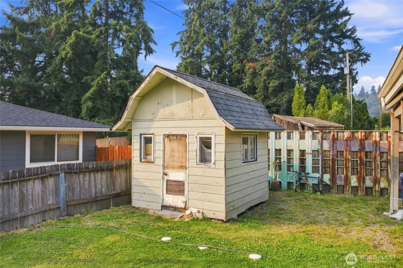 Property photo for 14937 133rd Avenue Se, Renton photo 15