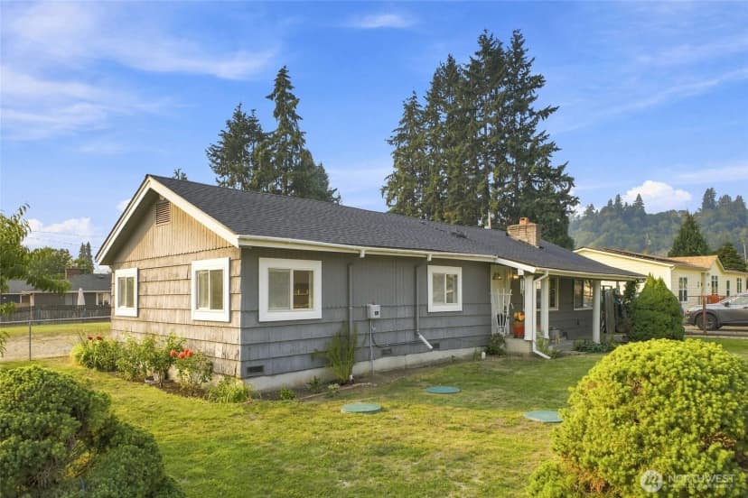 Property photo for 14937 133rd Avenue Se, Renton photo 32