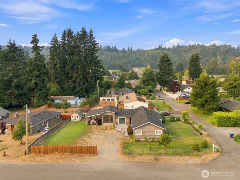Property photo for 14937 133rd Avenue Se, Renton photo 38