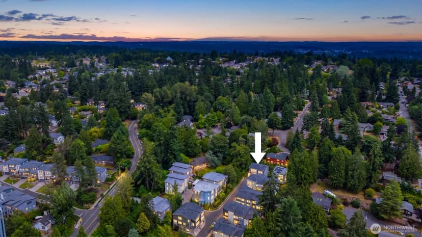 Property photo for 7832 Ne 121st Lane #a, Kirkland photo 30
