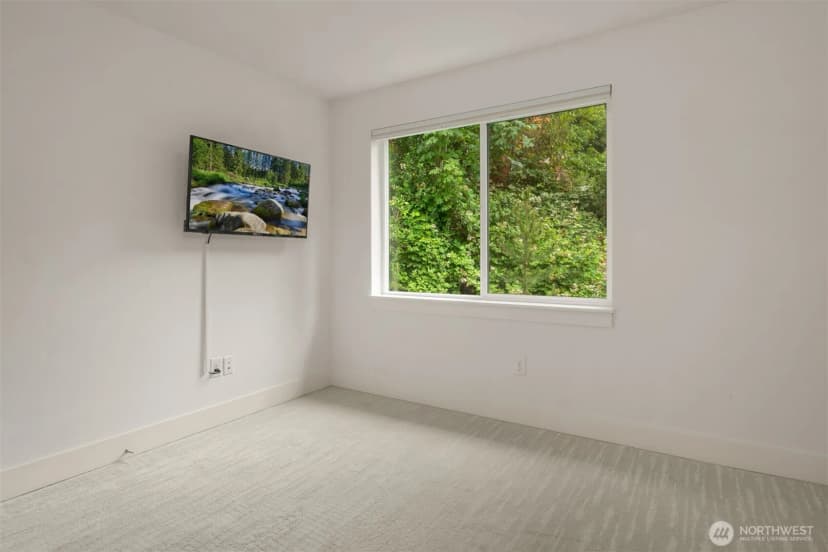 Property photo for 7832 Ne 121st Lane #a, Kirkland photo 22