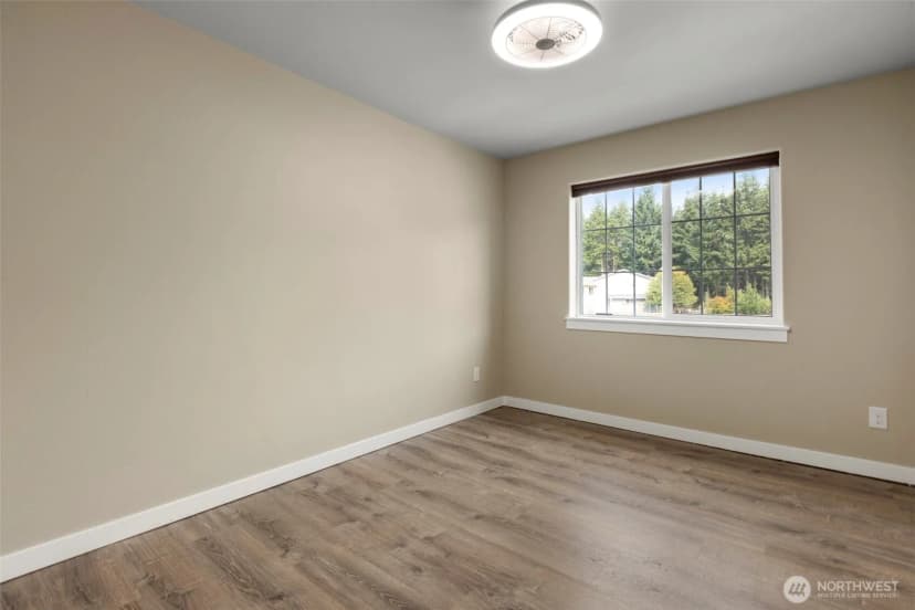 Property photo for 29010 27th Avenue S, Roy photo 24
