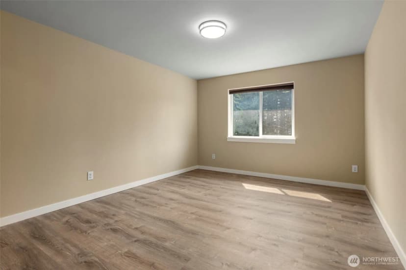 Property photo for 29010 27th Avenue S, Roy photo 30