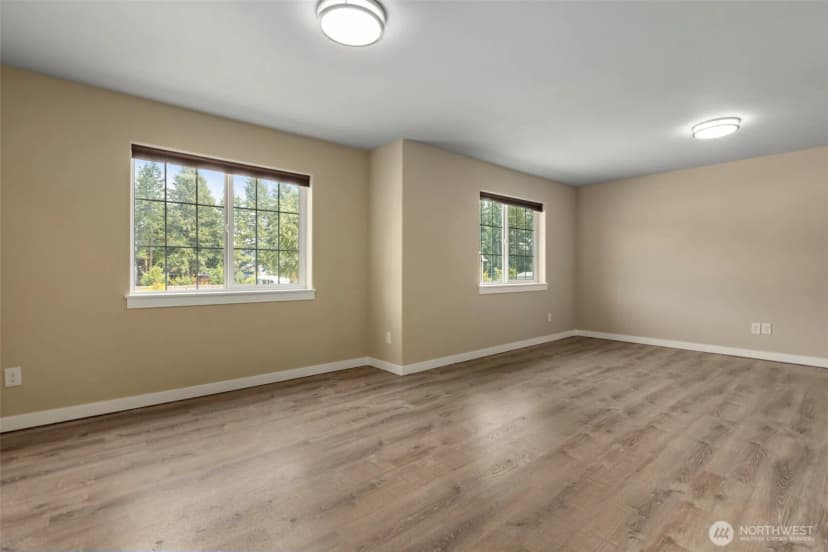 Property photo for 29010 27th Avenue S, Roy photo 27