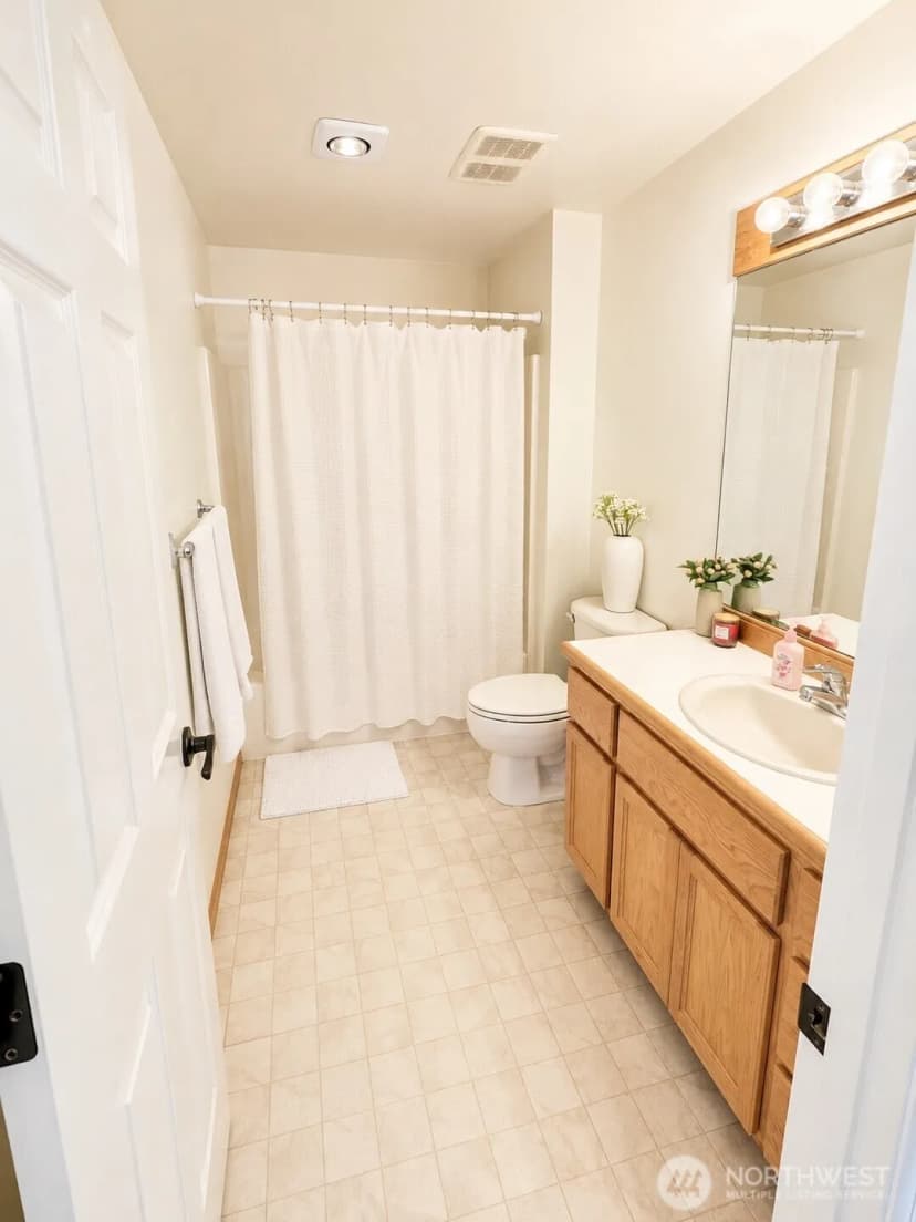 Property photo for 35204 Augusta Place Se, Snoqualmie photo 28