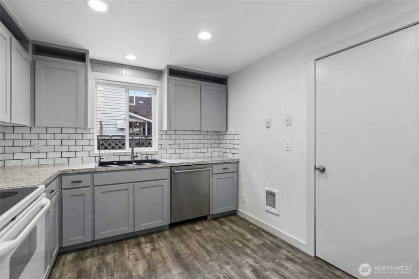 Property photo for 204 W Wilson Street, Yacolt photo 10
