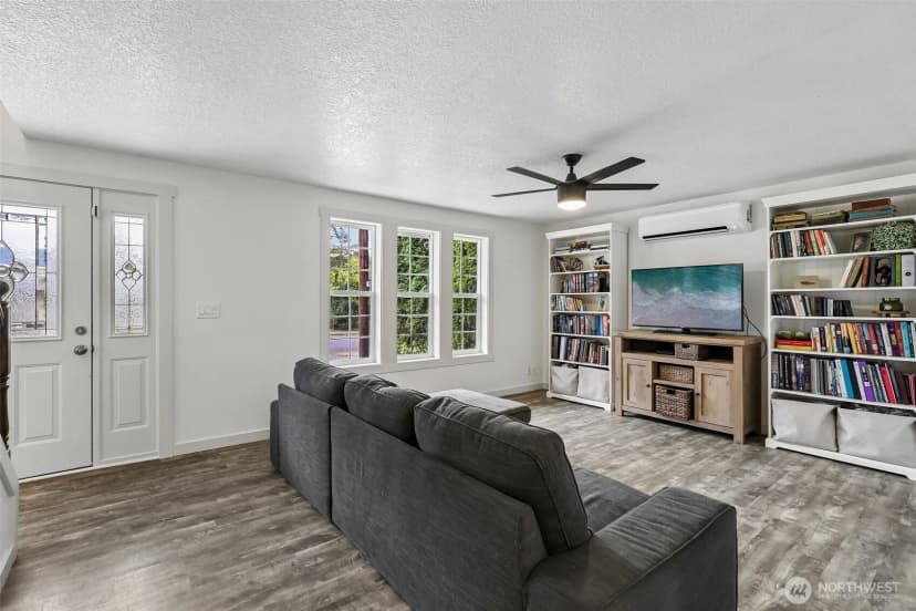 Property photo for 204 W Wilson Street, Yacolt photo 6