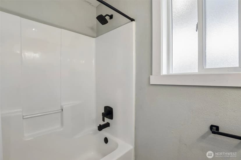 Property photo for 204 W Wilson Street, Yacolt photo 17