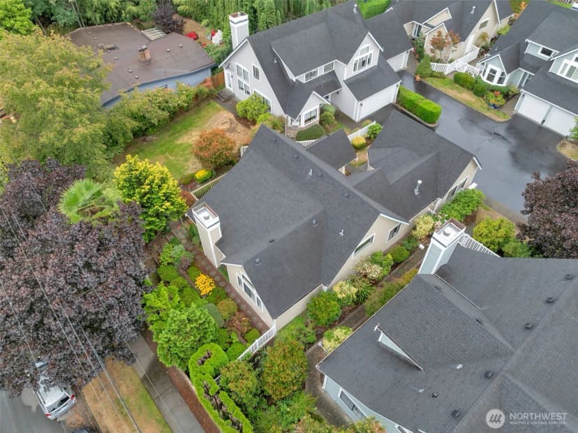Property photo for 10063 Wallingford Avenue N, Seattle photo 31