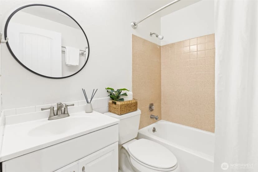 Property photo for 2020 Grant Avenue S #a202, Renton photo 17