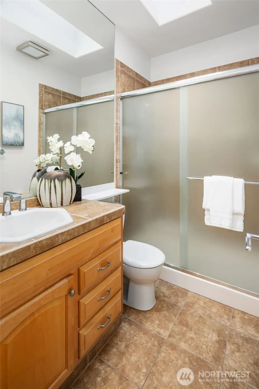 Property photo for 8418 Island Drive S, Seattle photo 28