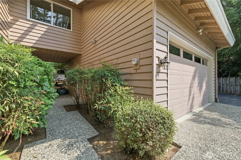 Property photo for 18202 Ne 191st Street, Woodinville photo 34