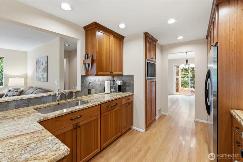 Property photo for 18202 Ne 191st Street, Woodinville photo 10
