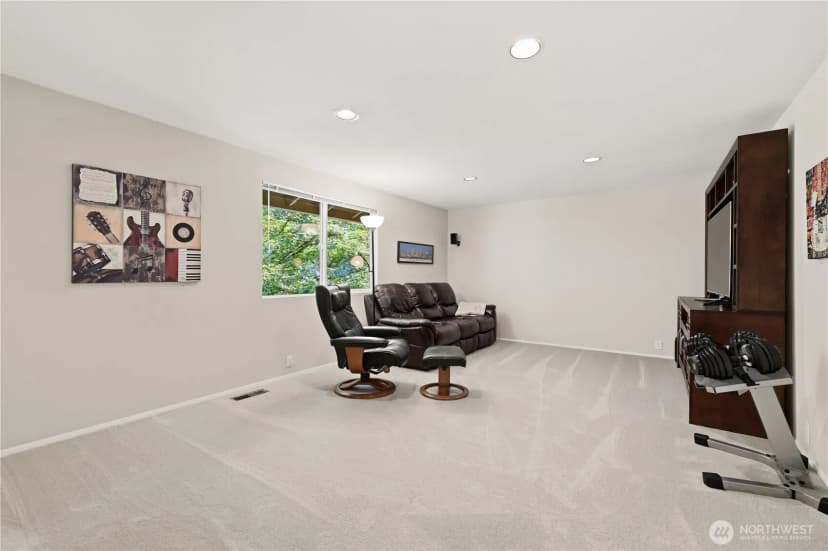 Property photo for 18202 Ne 191st Street, Woodinville photo 24
