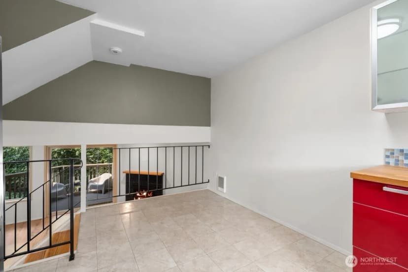 Property photo for 702 Nw 189th Lane, Shoreline photo 13