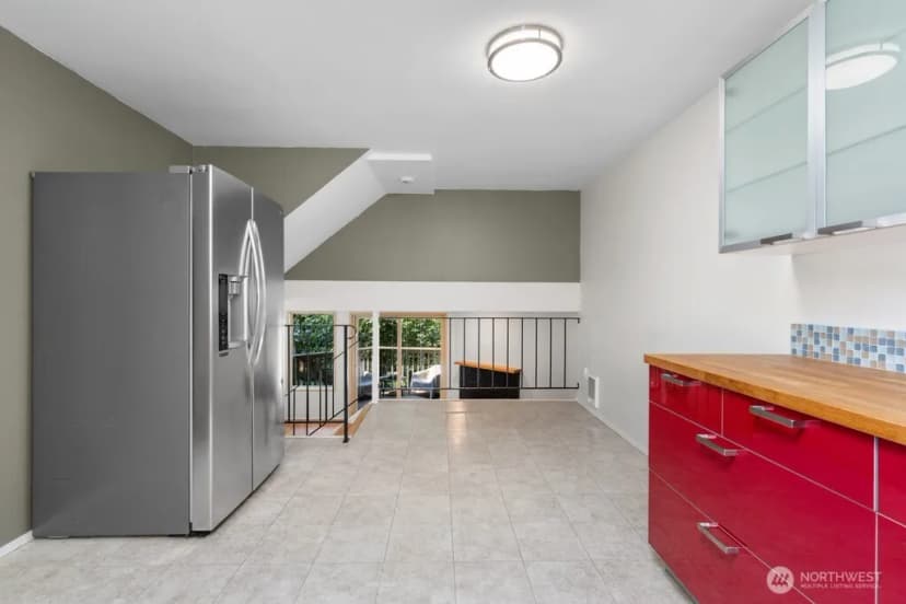 Property photo for 702 Nw 189th Lane, Shoreline photo 11