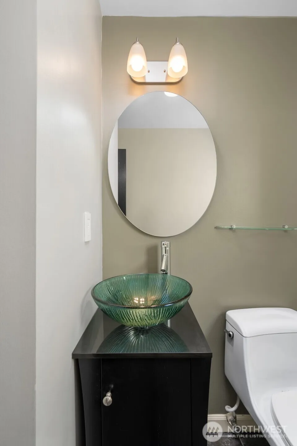 Property photo for 702 Nw 189th Lane, Shoreline photo 15